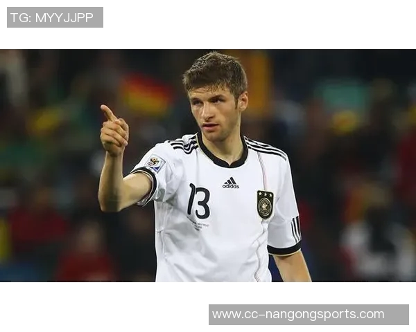 米兰高居意甲榜首科斯塔库塔看好球队争夺冠军机会 米兰高居意甲榜首科斯塔库塔看好球队争夺冠军机会