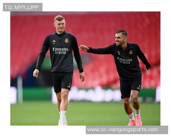 塞巴略斯荣膺皇马生涯150胜纪念球衣庆祝活动盛况空前 塞巴略斯荣膺皇马生涯150胜纪念球衣庆祝活动盛况空前