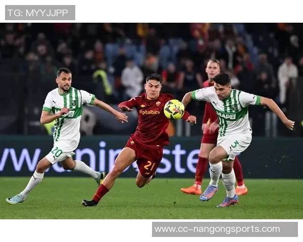 韦斯利全队合练状态回暖有望出战本周末罗马对国米的意甲大战 韦斯利全队合练状态回暖有望出战本周末罗马对国米的意甲大战